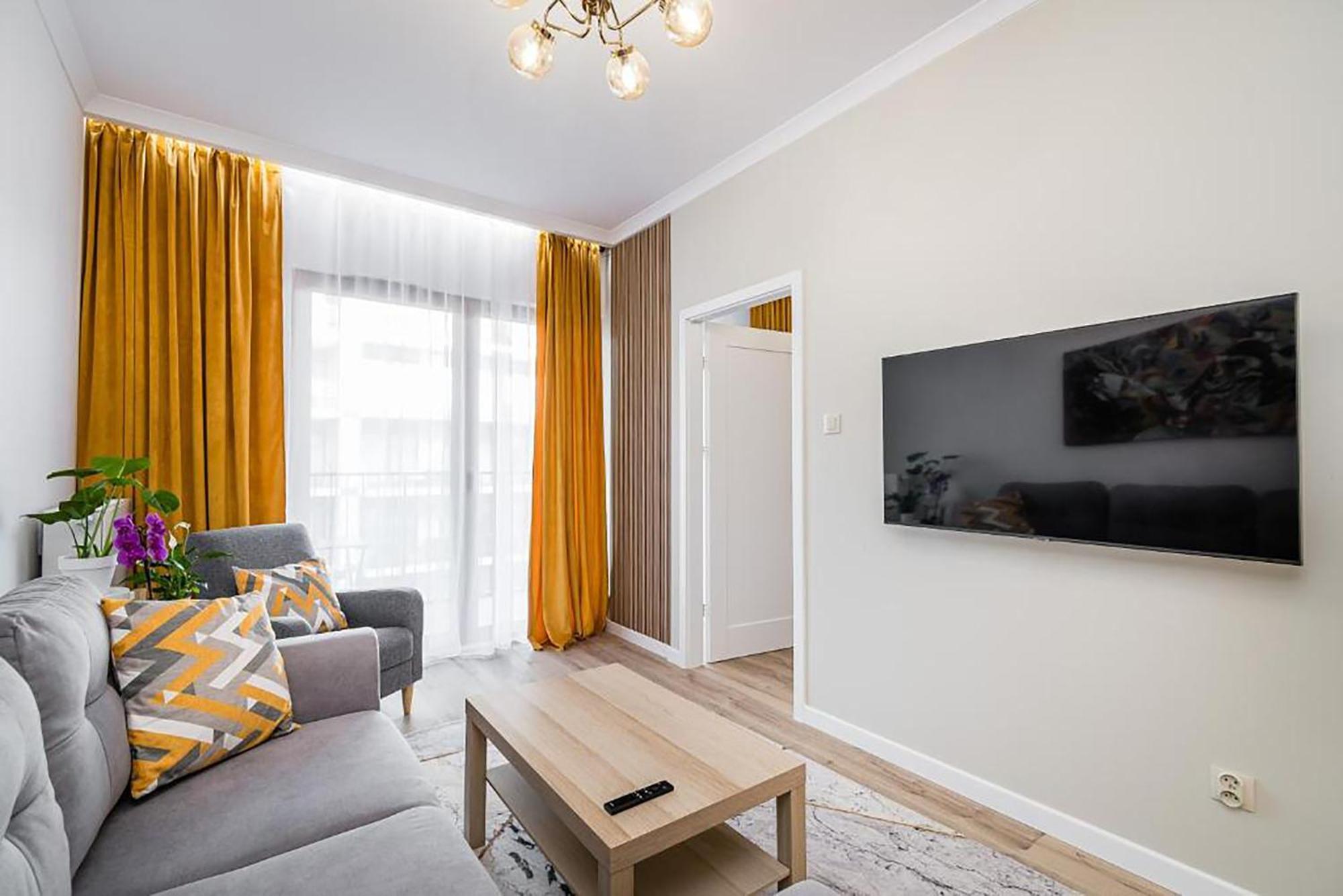 Golden Residence Apartment Красков Екстериор снимка