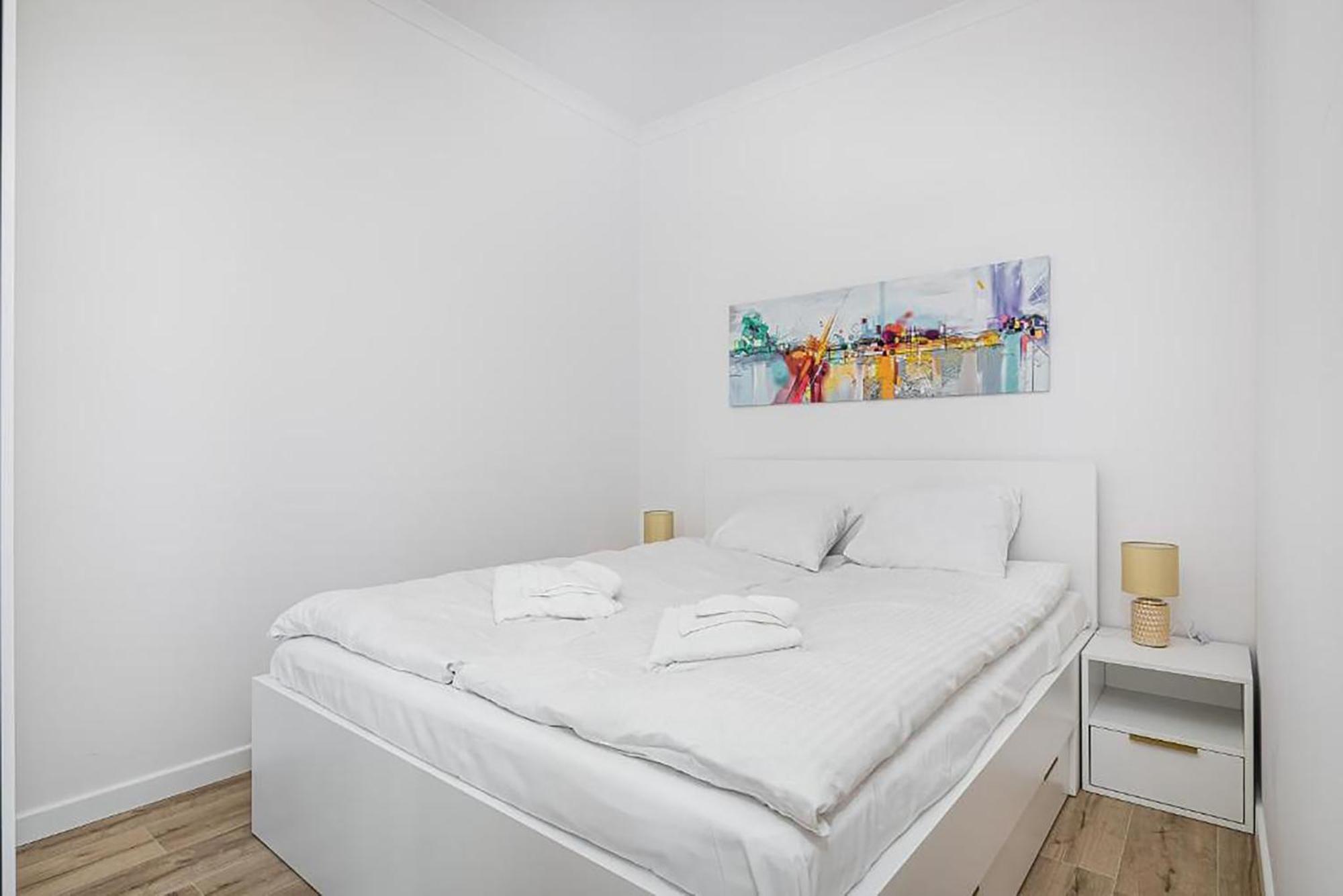 Golden Residence Apartment Красков Екстериор снимка
