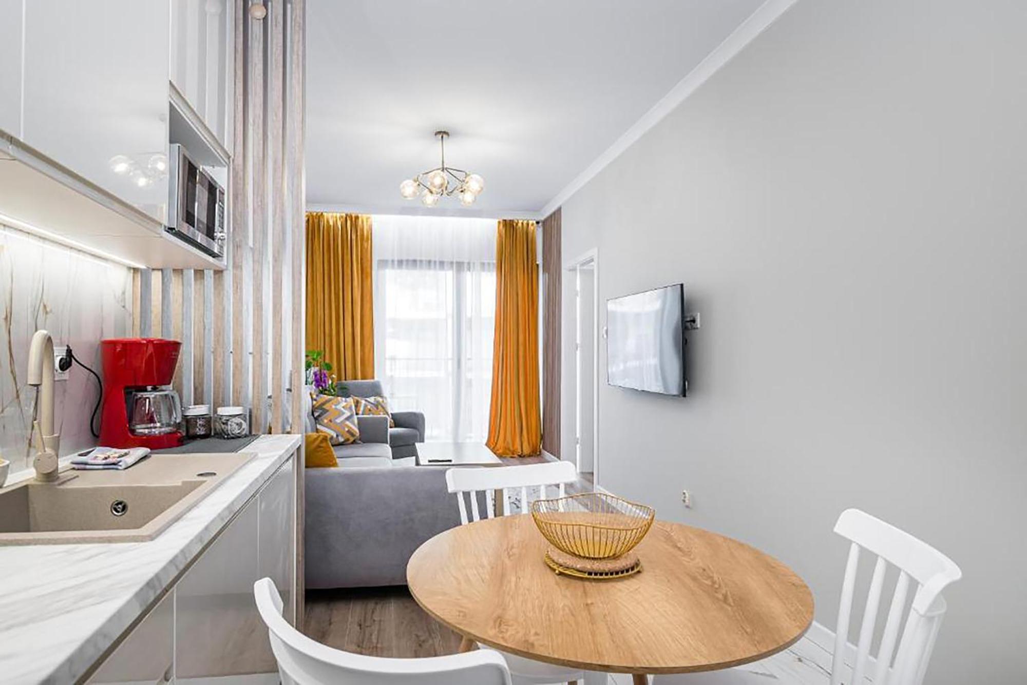 Golden Residence Apartment Красков Екстериор снимка