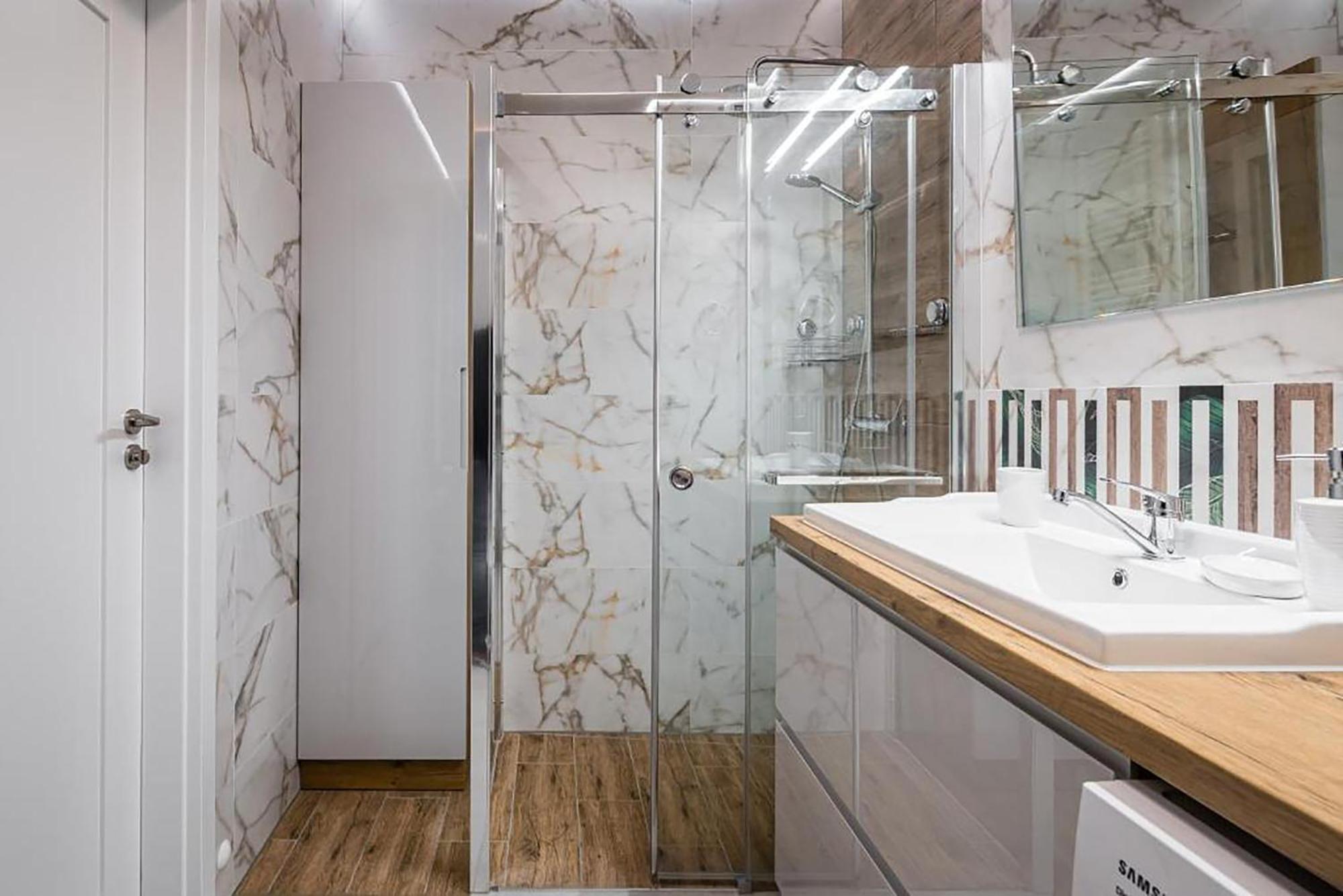 Golden Residence Apartment Красков Екстериор снимка