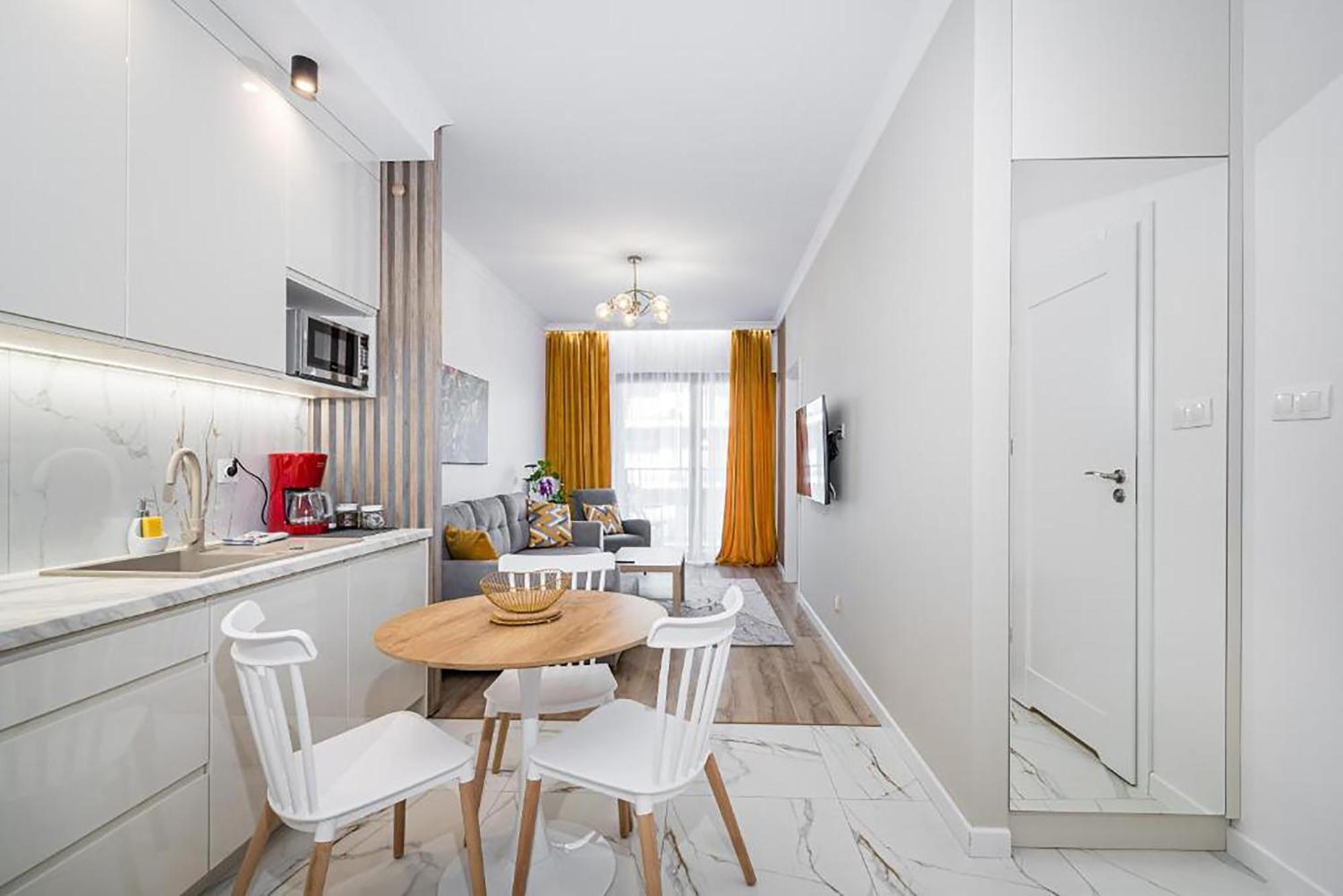Golden Residence Apartment Красков Екстериор снимка