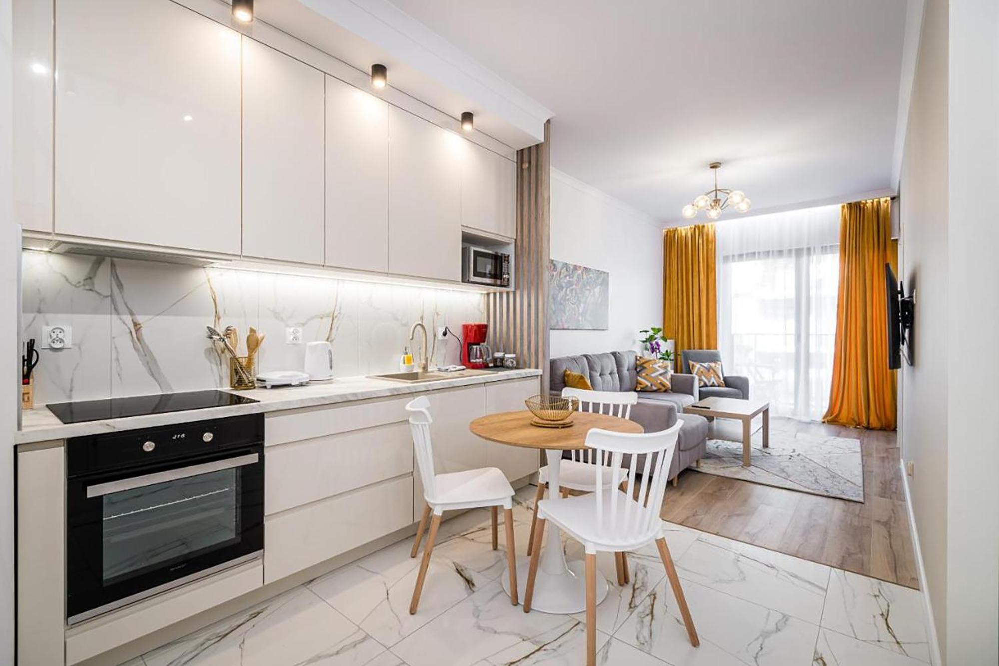 Golden Residence Apartment Красков Екстериор снимка